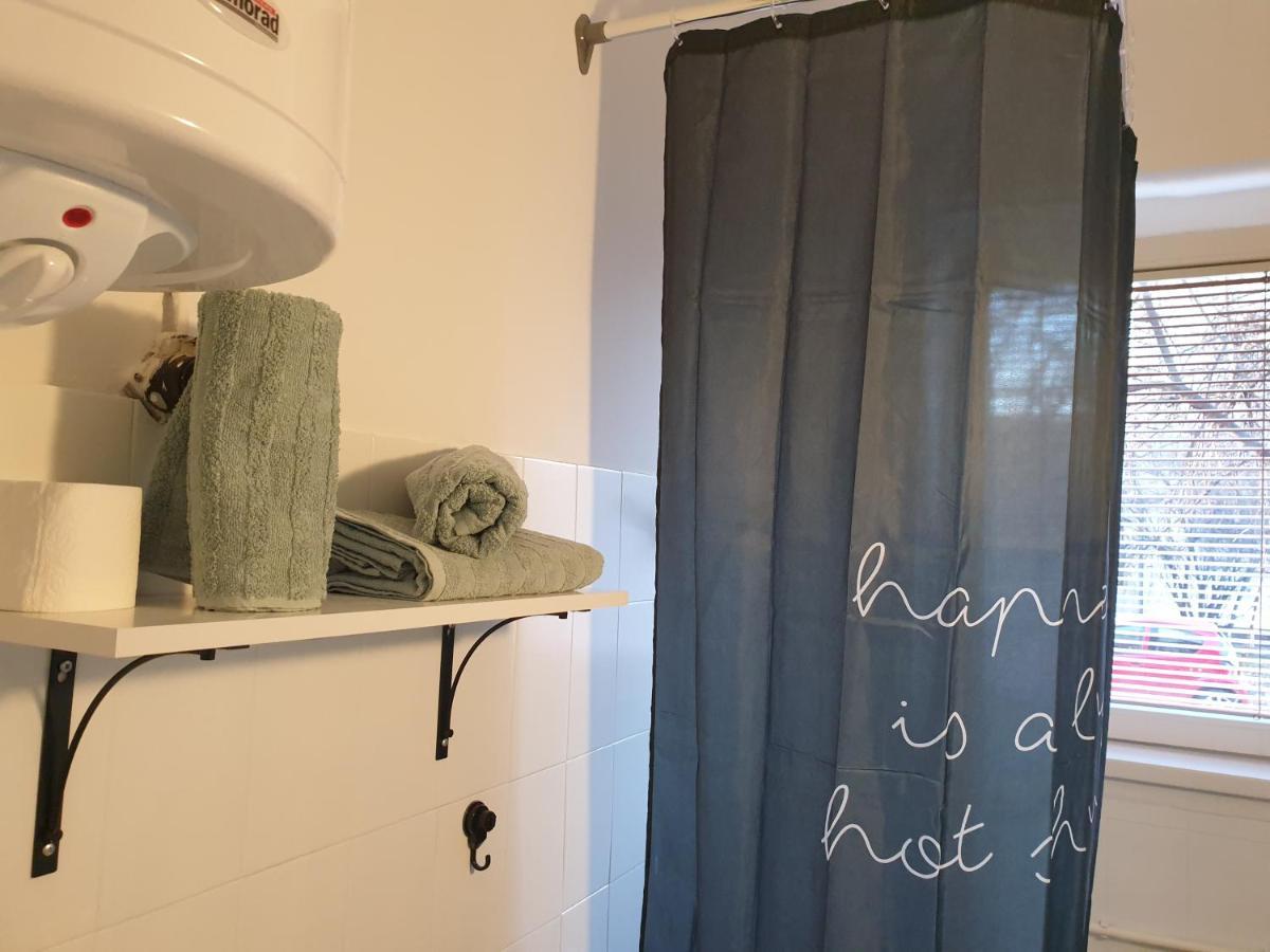 Apartman Park Jagodina-Studio U Centru Grada Free Parking Esterno foto