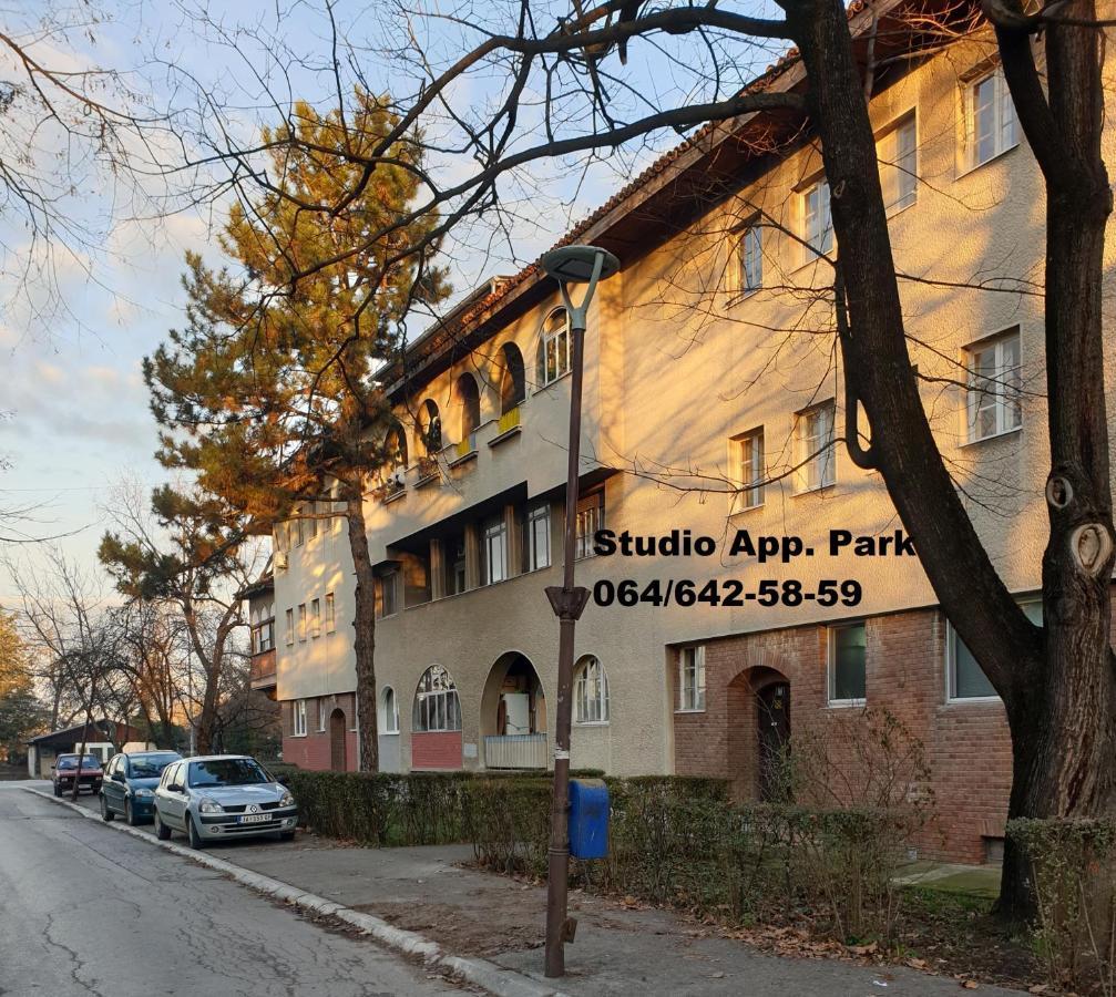 Apartman Park Jagodina-Studio U Centru Grada Esterno foto